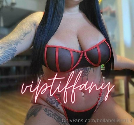 Nahá fotka uniklých OnlyFans od Bellabellisim13