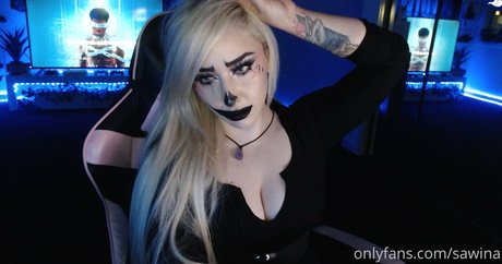 Sawina OnlyFansリークヌード写真