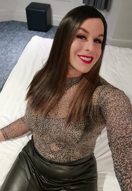 Nahá fotka uniklých OnlyFans od Lialarosa