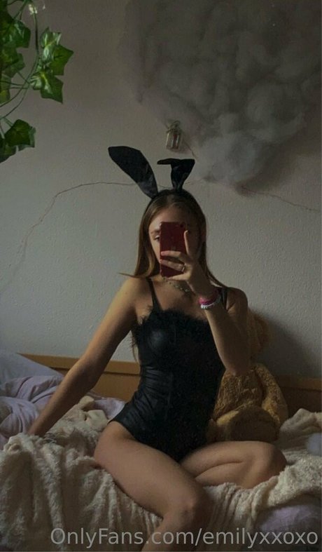 Naken läckt OnlyFans-bild av Emilyxxoxo
