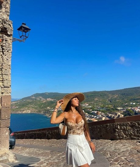 Naken läckt OnlyFans-bild av Sara Izquierdo