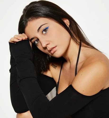 Raquel Tamborino OnlyFansリークヌード写真