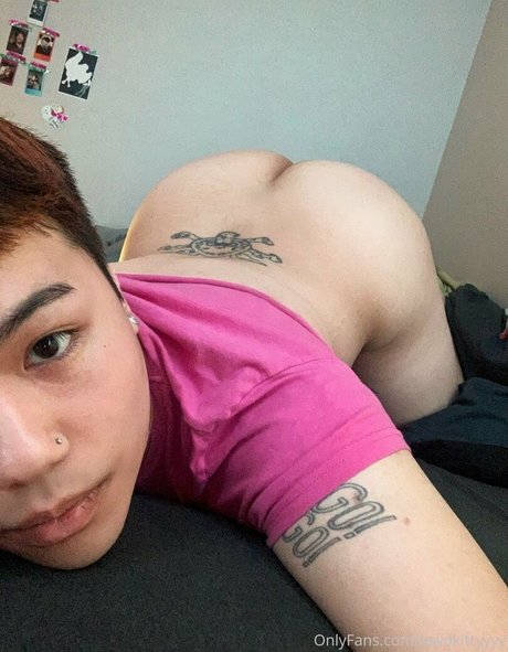Alasti lekkinud OnlyFans-i pilt Lewdkittyyyy