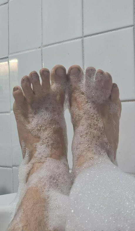 Ladsfeetfree