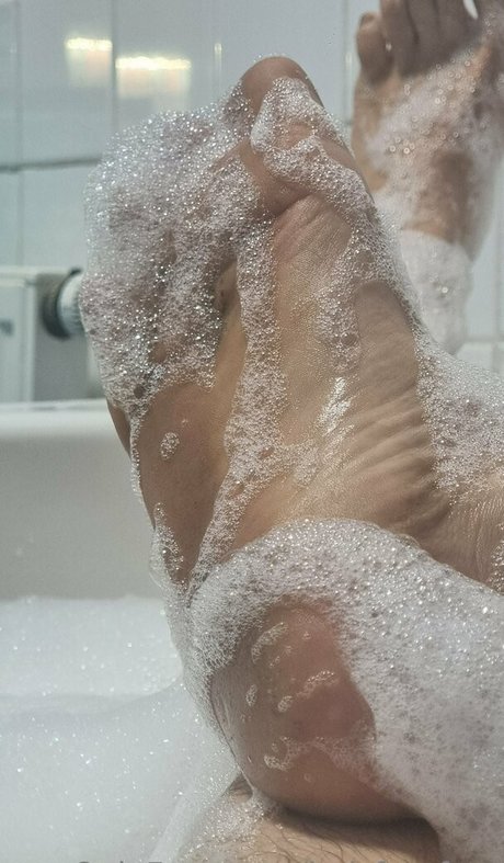 Ladsfeetfree