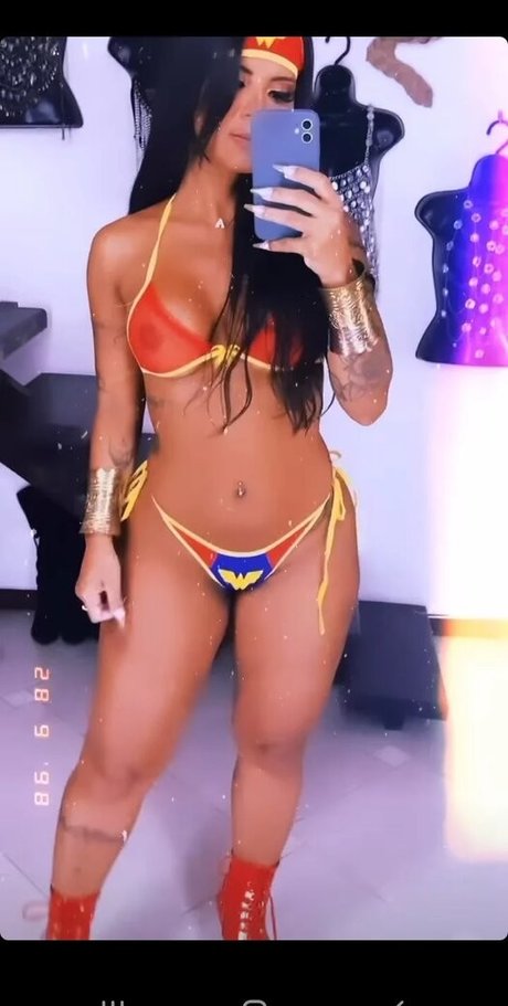 Aline Carvalho