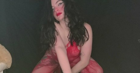 Nagie wyciekłe zdjęcie OnlyFans od Kiiwiikatiie