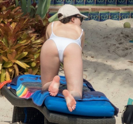 Dakota Johnson