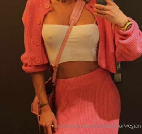 Naken lekkede OnlyFans-bilde av Thenakednorwegian
