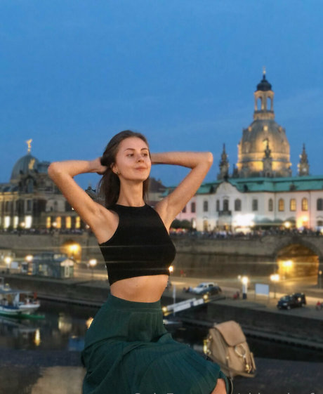 Chloe Leafs