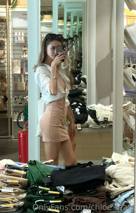 Chloe Leafs