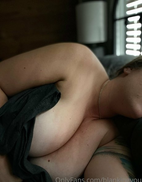 Nahá fotka uniklých OnlyFans od Smooshprints