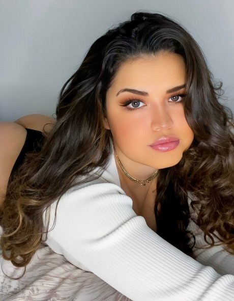 Lailagomez