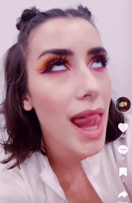 Naken läckt OnlyFans-bild av Delaroo