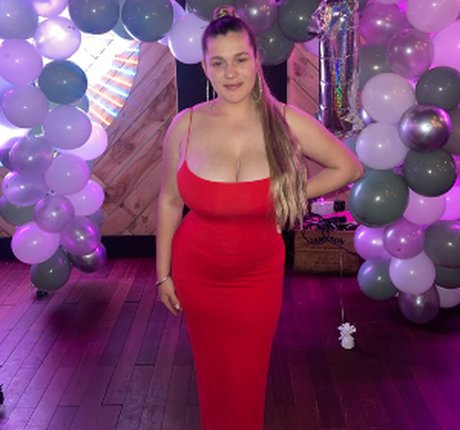 Naken lekkede OnlyFans-bilde av Dove022