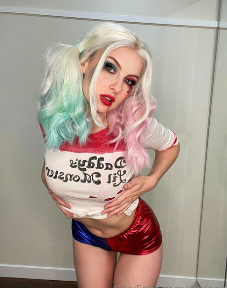 Nahá fotka uniklých OnlyFans od Rhyleep