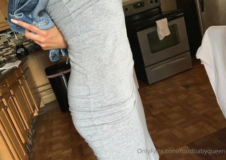 Foodbabyqueen