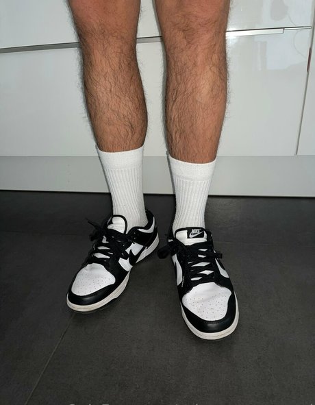 Snkrsuncensored