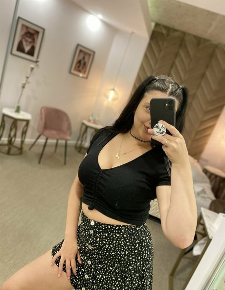 Naken lekkede OnlyFans-bilde av Mydaisydolly
