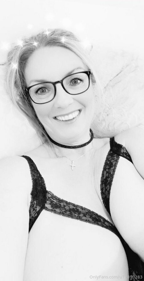 Glamgran56