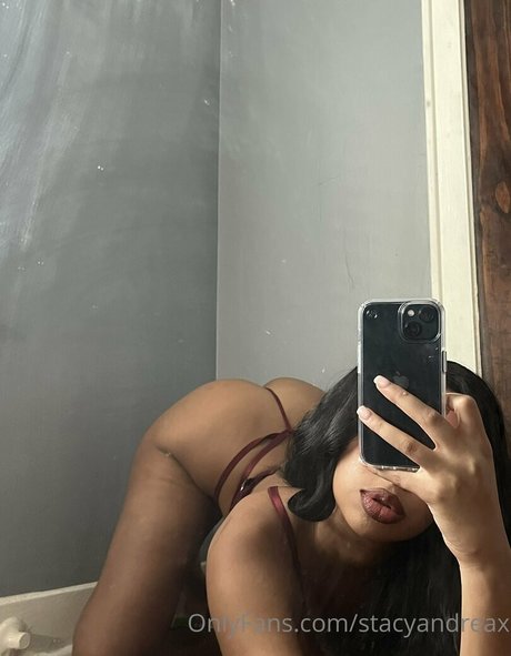 Foto di nudo di fuga di OnlyFans di Alexasinclaire