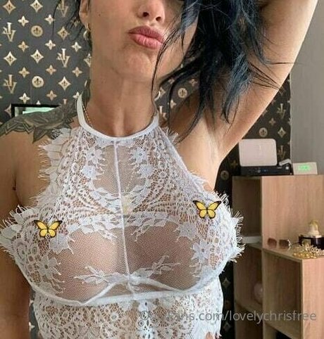 Nahá fotka uniklých OnlyFans od Lovelychrisfree