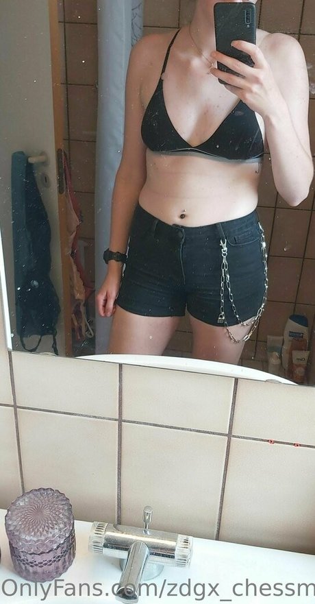 Nahá fotka uniklých OnlyFans od Zdgxchessman