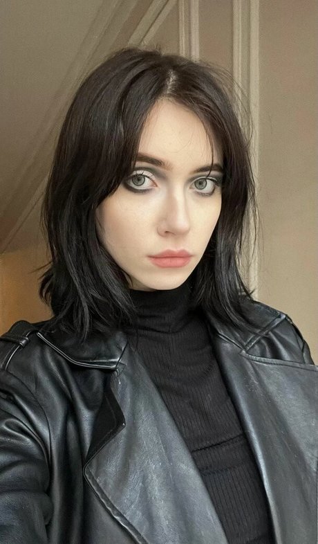 YourSmallDoll