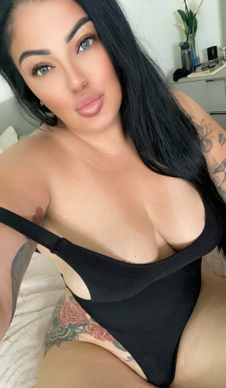 Thickbaddiejenna