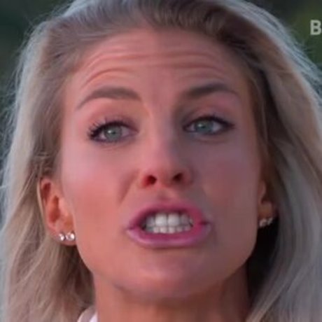 Nahá fotka uniklých OnlyFans od Julie Ertz