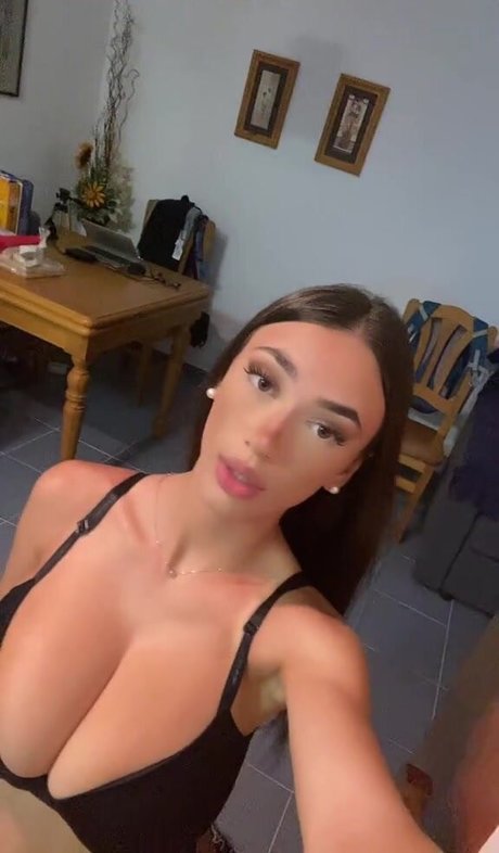 Nahá fotka uniklých OnlyFans od Claraycandela