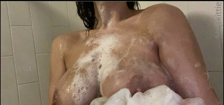 Nahá fotka uniklých OnlyFans od Allieerex
