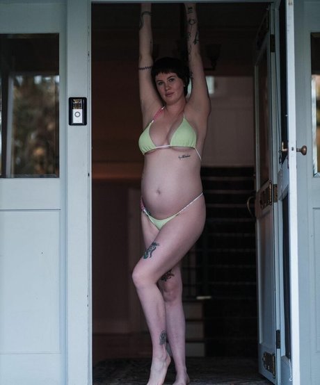 Ireland Baldwin