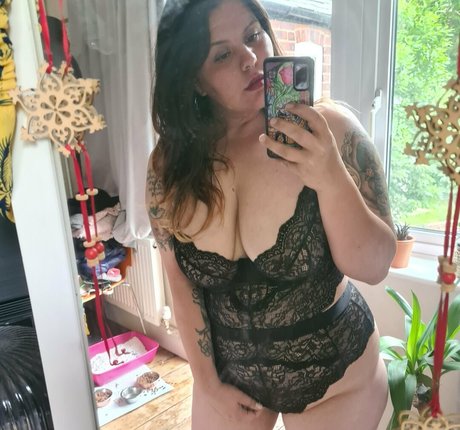 Naughtyrosie