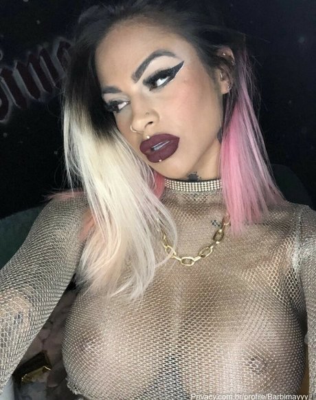 Naken lekkede OnlyFans-bilde av Barbimayyy