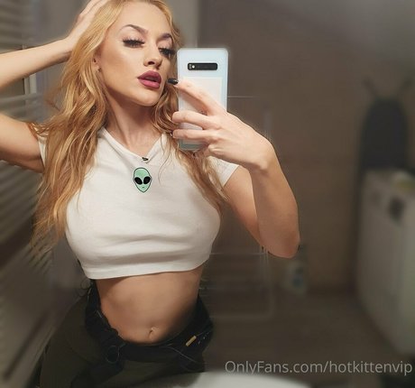 Nacktes geleaktes OnlyFans-Foto von Hotkittenvip