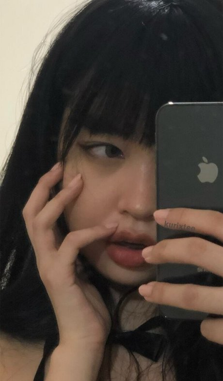 Nahá fotka uniklých OnlyFans od Kurixtee