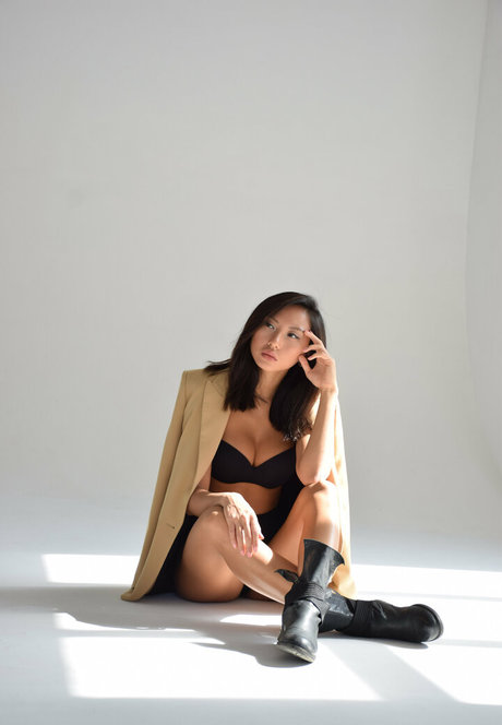 Asianmodel