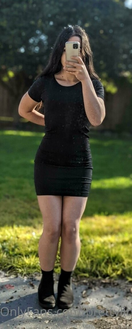 Prettylittlelily48