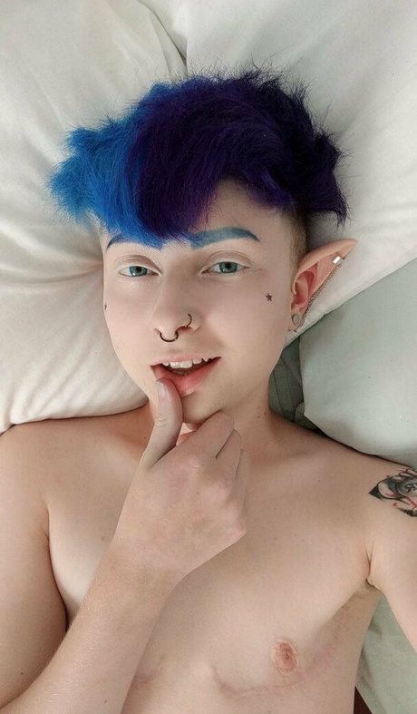 Photo nue de fuite OnlyFans de Enbyjupiterfree