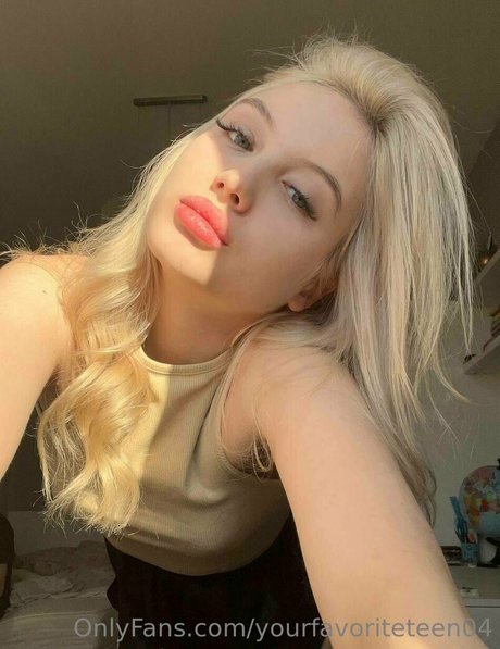 Yourfavoriteteen04