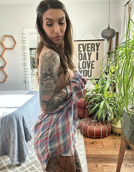Nahá fotka uniklých OnlyFans od Aliinwunderland