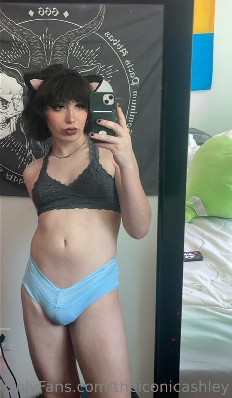 Theiconicashley