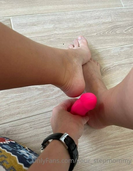 Yourstepmommy