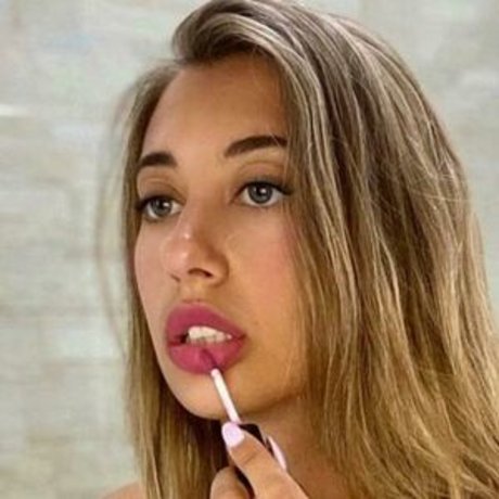 Naken lekkede OnlyFans-bilde av Susy94
