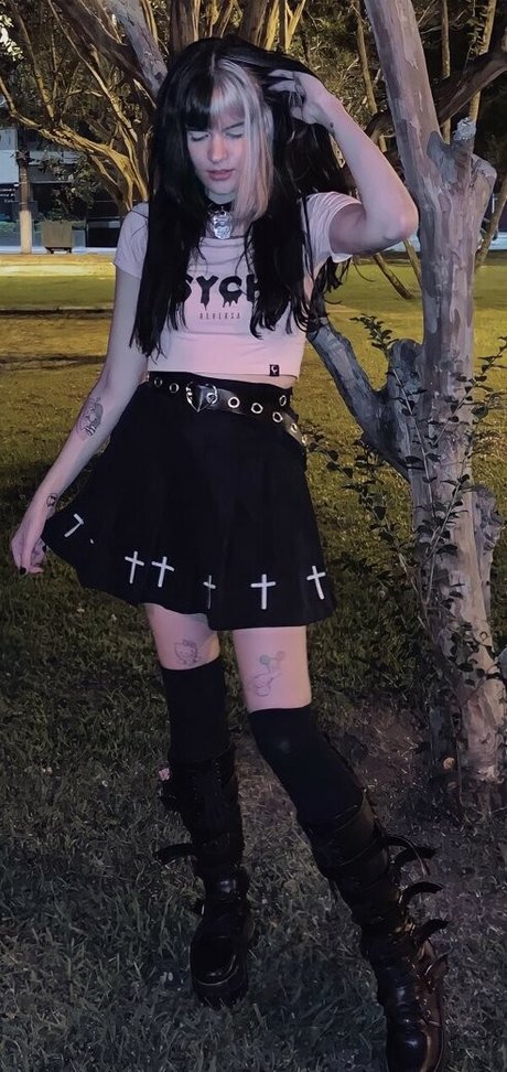 Nahá fotka uniklých OnlyFans od Lovecherrybella