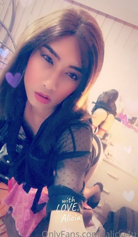 Naken lekkede OnlyFans-bilde av Ialicia4u