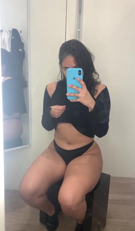 Foto desnuda filtrada de OnlyFans de Jujuvi