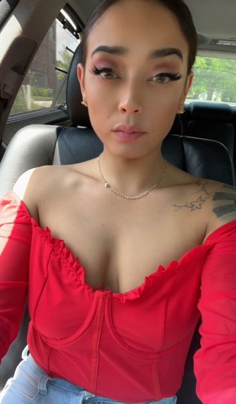 Nahá fotka uniklých OnlyFans od Mayasensation