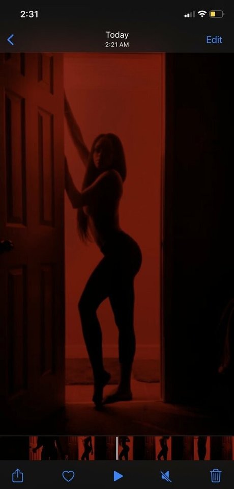 Alaston vuotanut OnlyFans-kuva Rhondap
